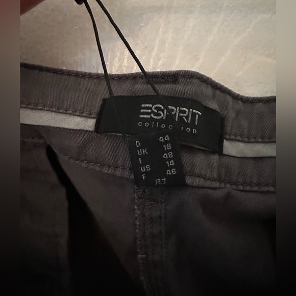 Esprit Trousers - Picture 7 of 16